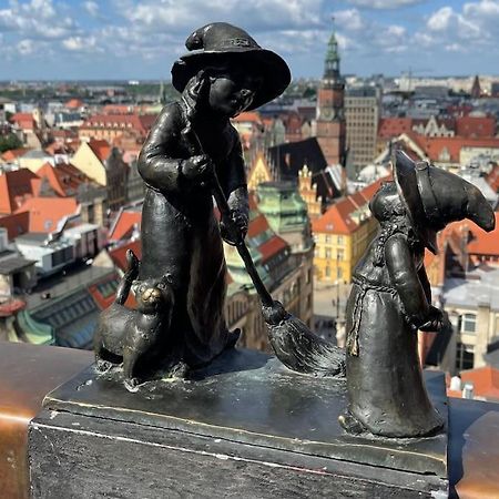 شقة Rynek Pod Fredra فروتسواف المظهر الخارجي الصورة