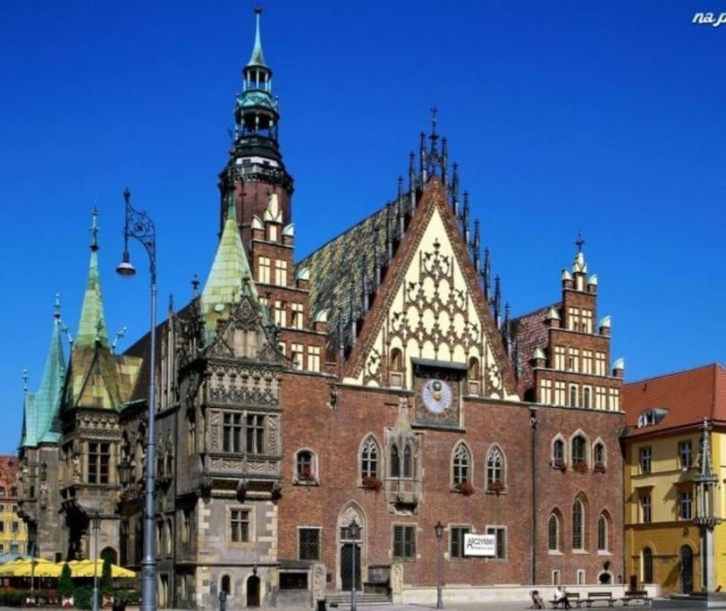 شقة Rynek Pod Fredra فروتسواف المظهر الخارجي الصورة
