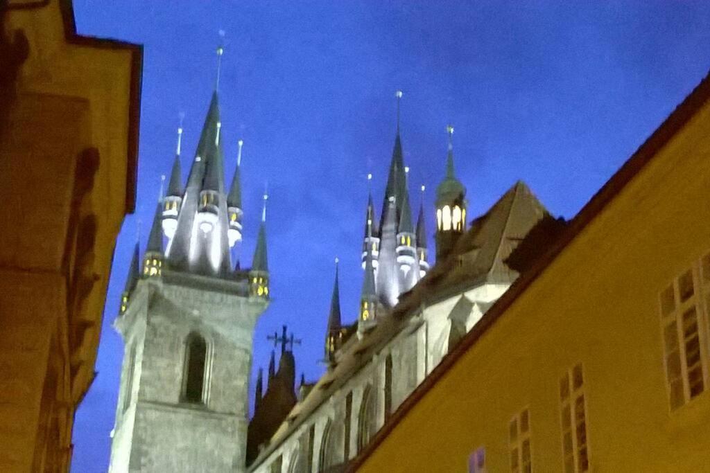 شقة Rynek Pod Fredra فروتسواف المظهر الخارجي الصورة